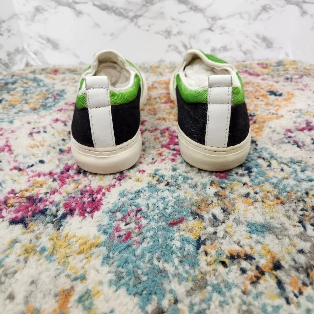 Gap Canvas Slip On Sneakers with Zombie Feet Sharpie Art Size 9